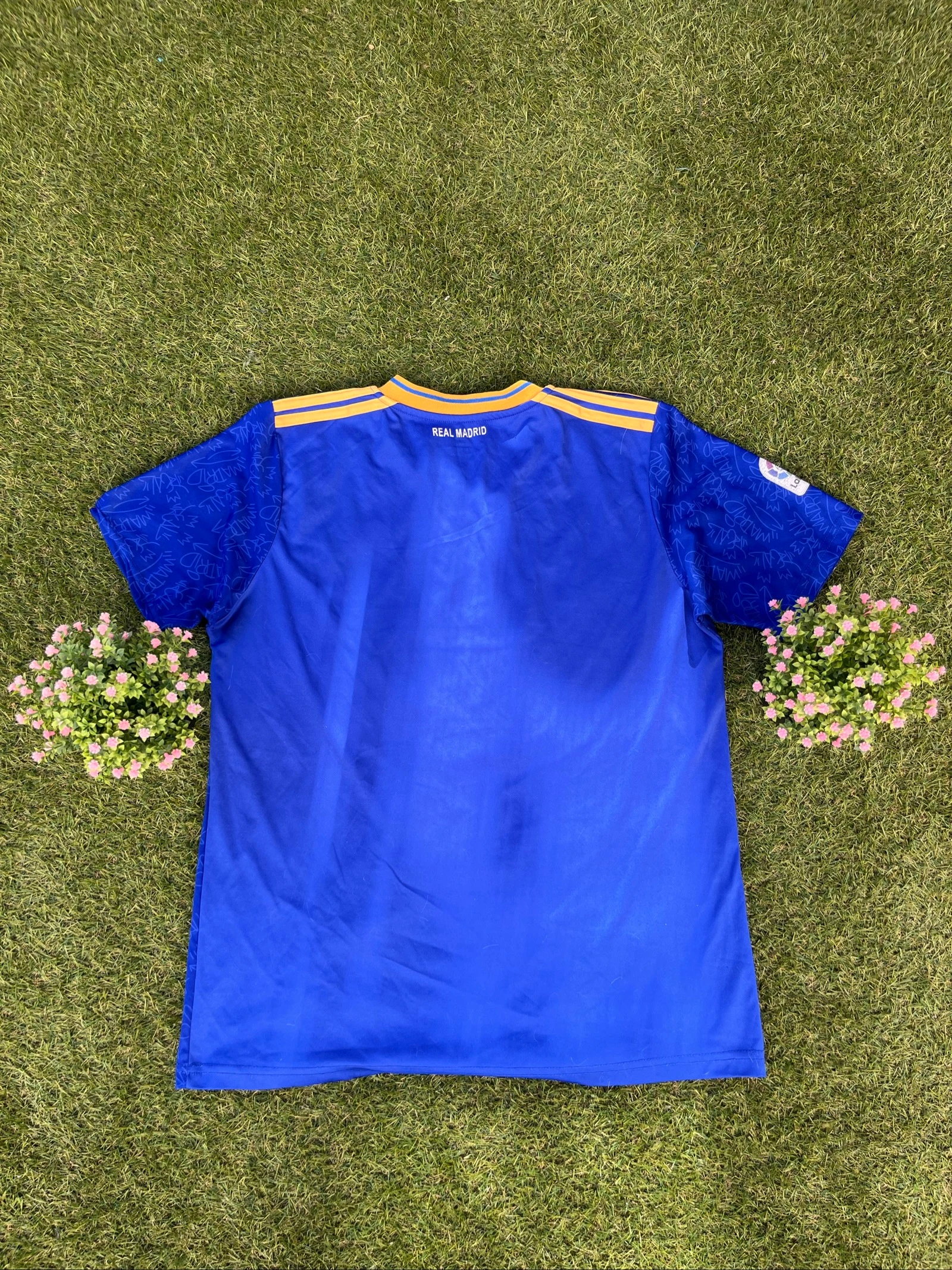 Camiseta Real Madrid | Segundo Uniforme | 2021/22 | Tamanho M – photo 2